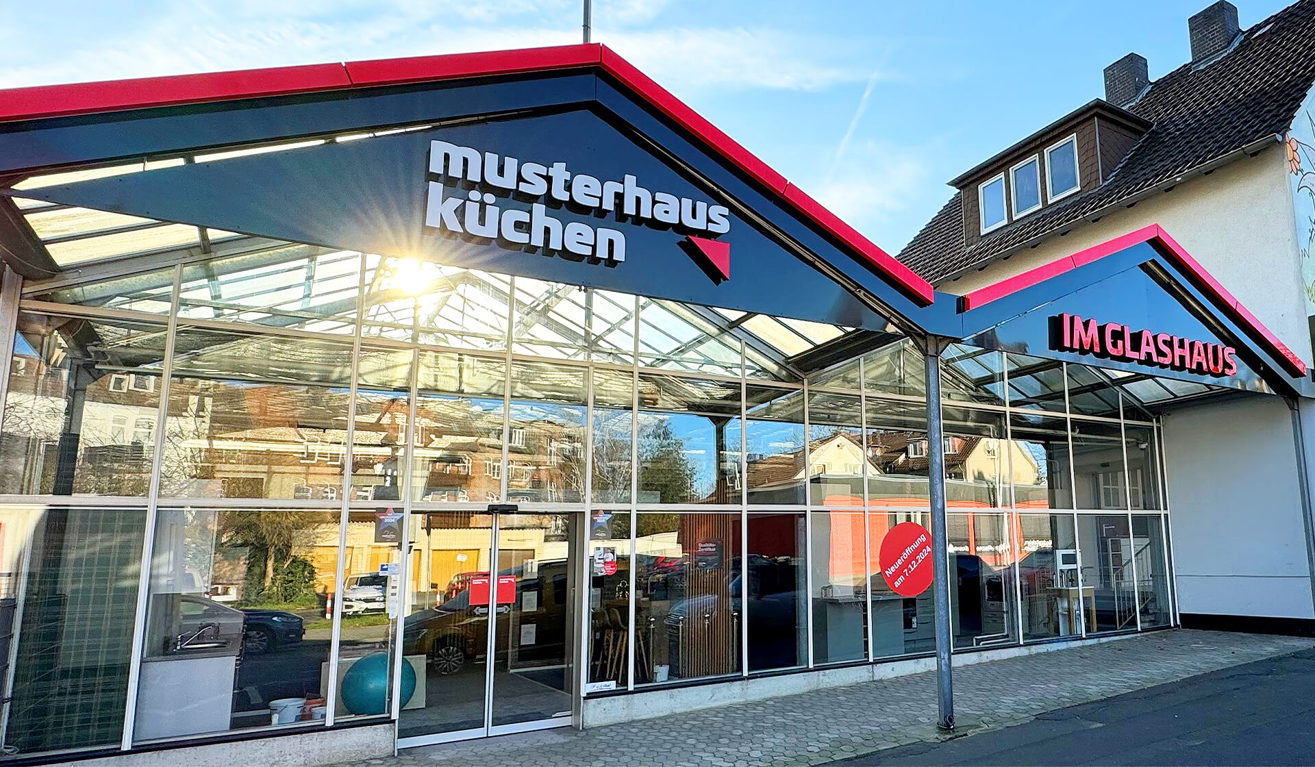 Außenansicht des Musterhausküchen-Gebäudes